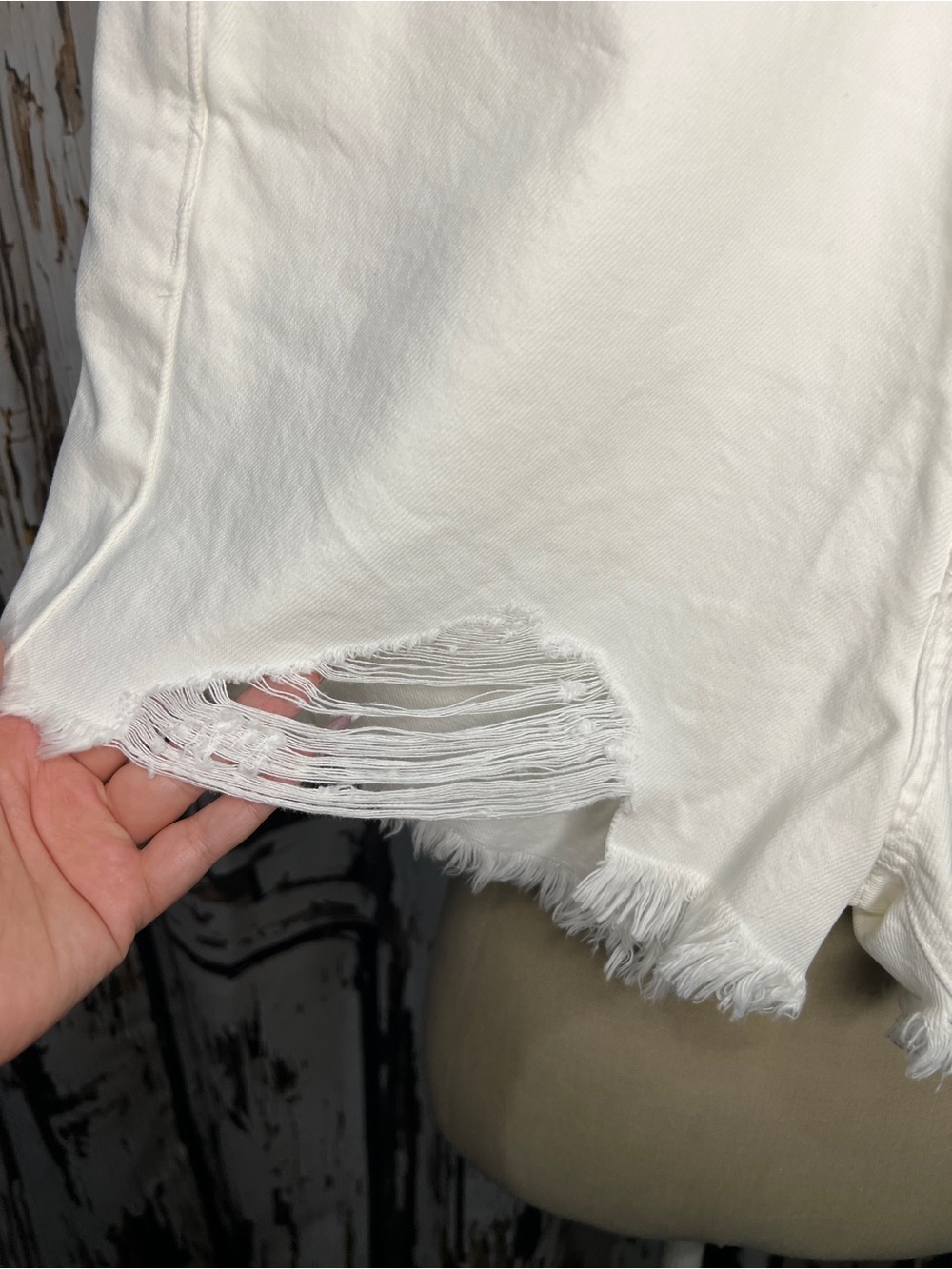 KanCan White Distressed Beach Denim Shorts - Picture 5 of 13
